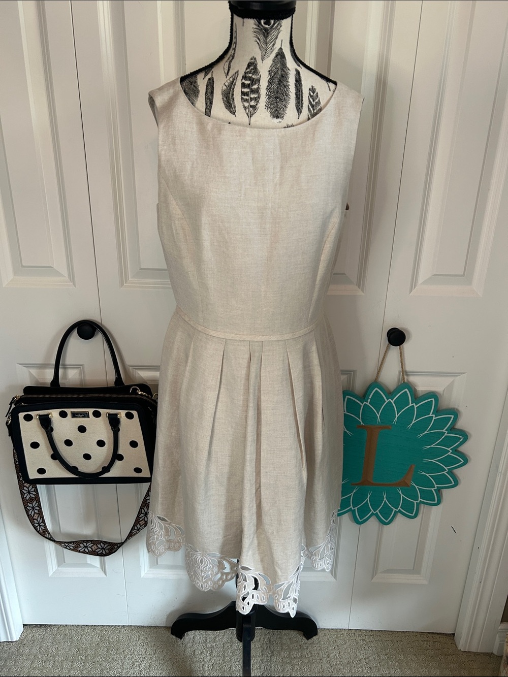 ✨ Tahari ASL Flax Linen Fit & Flare Dress - Laser Cut Out Scallop Hem ✨